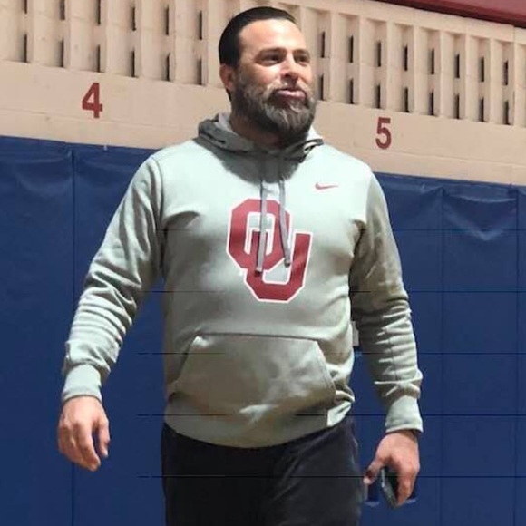 Meet your Posher, Strven - Picture 2 of 2